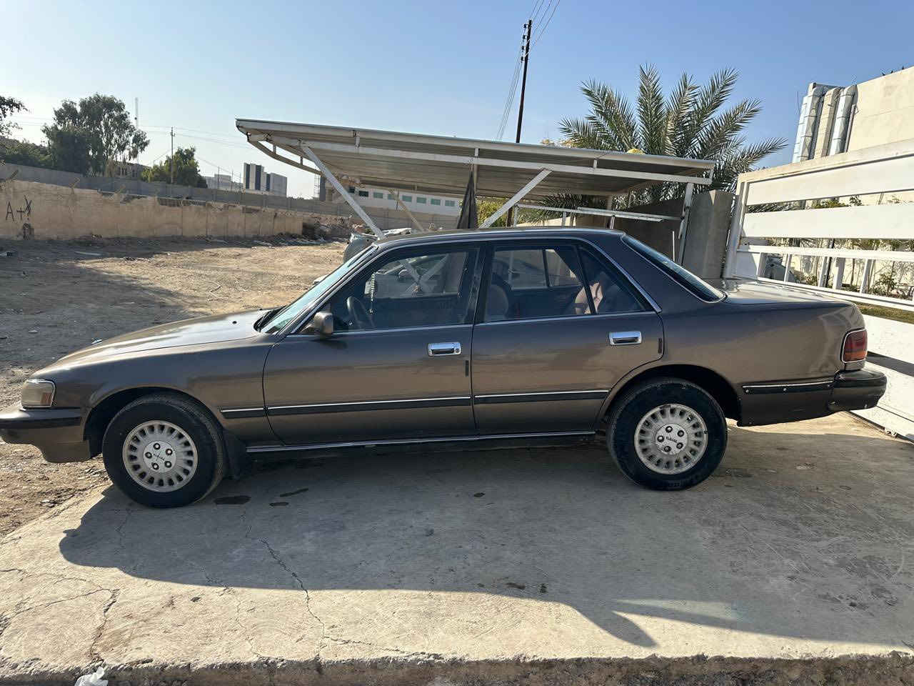 السلام عليكم
كروسيدا 89 مكينة ونجي 
حدادية جديدة تبريد ثلج
سنوية سقطت صار كم يوم  
تحويل بأي وقت 
السعر 55 ورقة 
هـ/ ***********
