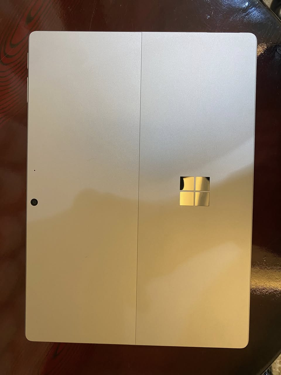 Microsoft Surface Pro 9 - Core i7 / 516GB / فضي
جهاز سيرفس برو 9 بحالة الوكالة، مستخدم استخدام خفيف جداً. خيار مثالي للمحترفين والمبدعين الذين يحتاجون قوة جهاز لابتوب في حجم التابلت.

المواصفات:

· المعالج: Intel Core i7 من الجيل الثاني عشر (أداء خارق للمونتاج وتعدد المهام).
· المساحة: 516 جيجابايت (NVMe SSD).
· اللون: سلفري (فضي) أنيق.
· الشاشة: 13 إنش، عالية الدقة، تدعم اللمس والقلم.

•السعر: 1,300,000دينار 

ملاحظة: الجهاز فقط بدون كيبورد (الكيبورد يباع بشكل منفصل).
•التواصل خاص او الاتصال على الرقم ***********
