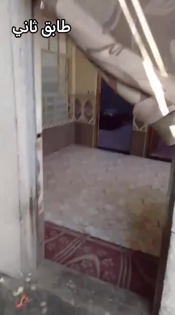 ❗❗بيت للبيع مستعجل ❗❗

العنوان بغداد مدينة الصدر قطاع 28

المساحة 144 متر 

(طابق ونصف) 

يحتوي طابق لأول/ علىٰ غرفتين صالة استقبال ومطبخ وخدمات 

طابق ثاني/ يحتوي  علىٰ غرفتين وصالة وخدمات 

السعر / (180) بي مجال بسيط📍

التواصل والستفسار ***********📍
