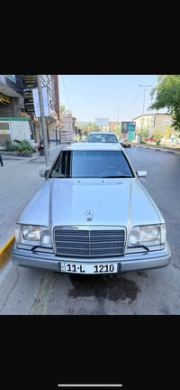 للبيع مارسيدس دب E300مكينه عنكبوت موديل 91 سياره بل كارتونه جاهزه من ك...