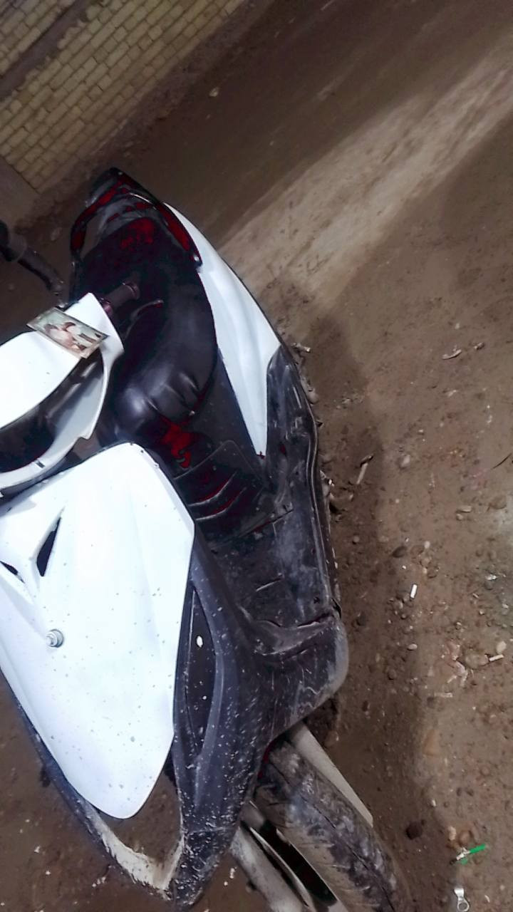 سلام عليكم دراجه ماكس 140 البيع صبح نكره بس نقص معدل وسلف سعر 350 وبيه مجال رقم مبايلا *********** متواجد واتساب  لاحد يكسر بدراجه
