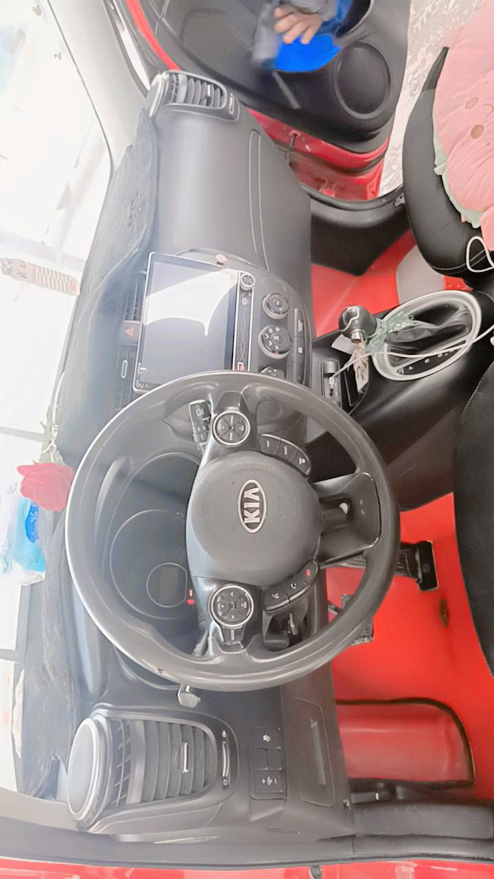 كيا صول لبيع او مراوس صور الحدث موضح بالسونار محرك كير مكفول تبريد ثلج شاشه سياره مامتعوبه موديل 2016 سنويه جديده مكان السياره طويريج الجمعيه غير متواجد على الفيس شراي يتصل السعر 122 او بيها مجال ***********
