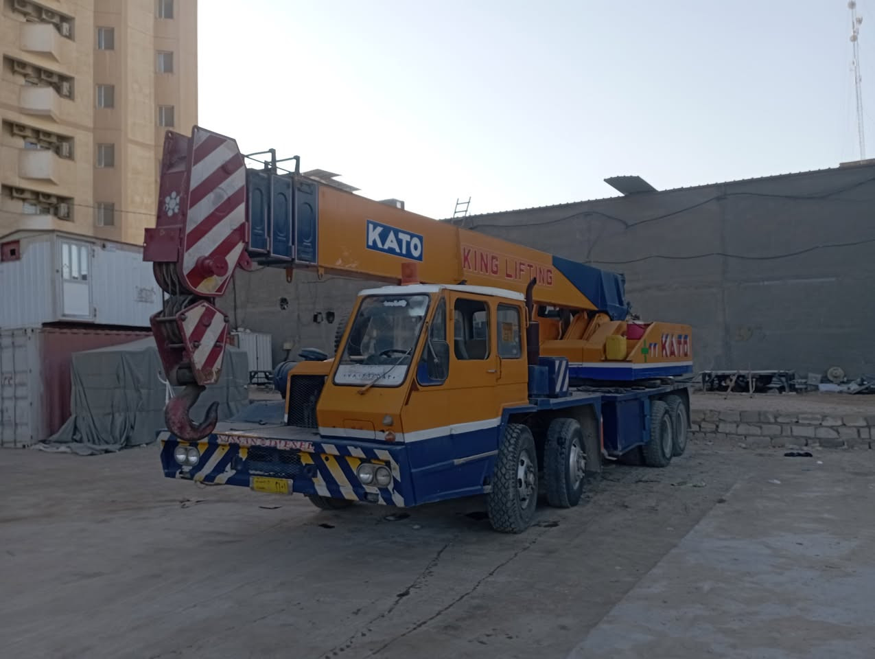 كرين كاتو٢٨ طن للبيع رقم بغداد باسمي جاهز للعمل في كربلاء المقدسه السعر 260 ورقه للاتصال ***********
