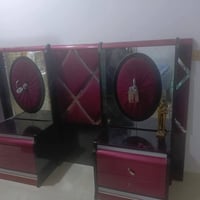 ميز مراية كبير • كومديات • إطار فقط