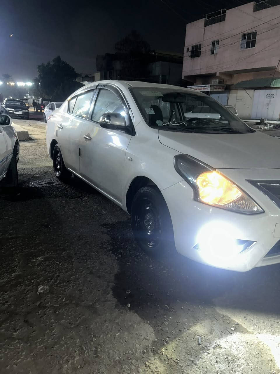 سلام عليكم نسيان سني الهندي ام البليته الزركه موديل 20 مكفوله ݪــݪا صبغ ولا تبديل بيه رصعات خفيفه وبلجاملغ موجود صورته وممصلحه بعده ماشيه 58 كيلوًمتر سياره نضيفه استخدام شخصي مكفوله كير مكينه تبريد كشر ب115 وبيه مجال للاتصال ***********
