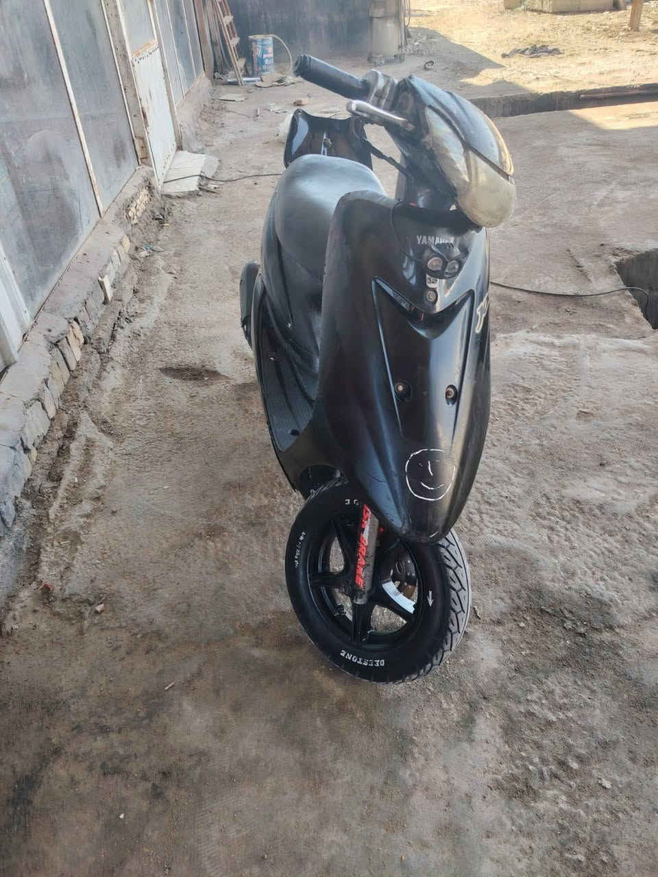 السلام عليكم دراجه عصفوره حلوه رياضي مفتوحه مره واحده سعر 225 بها مجال الطيبين رقم الهاتف 
*********** مكان بصره قضاء المدينه
