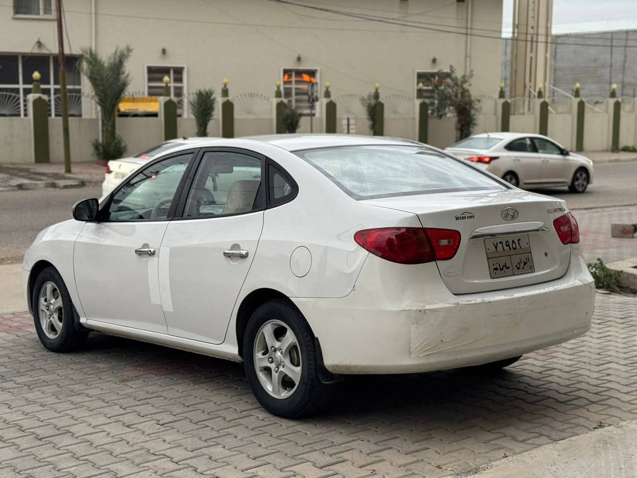 للبيع هواندي النترا ..     موديل.   2011
 وارد خليجي .  محرك 16 
  بشرط لا صرف لا بخار .. 
  سيارة جديدة ... بيه قطعتين ..بدون دواخل 
   السعر .   95.  
    ‏‪***********‬‏
