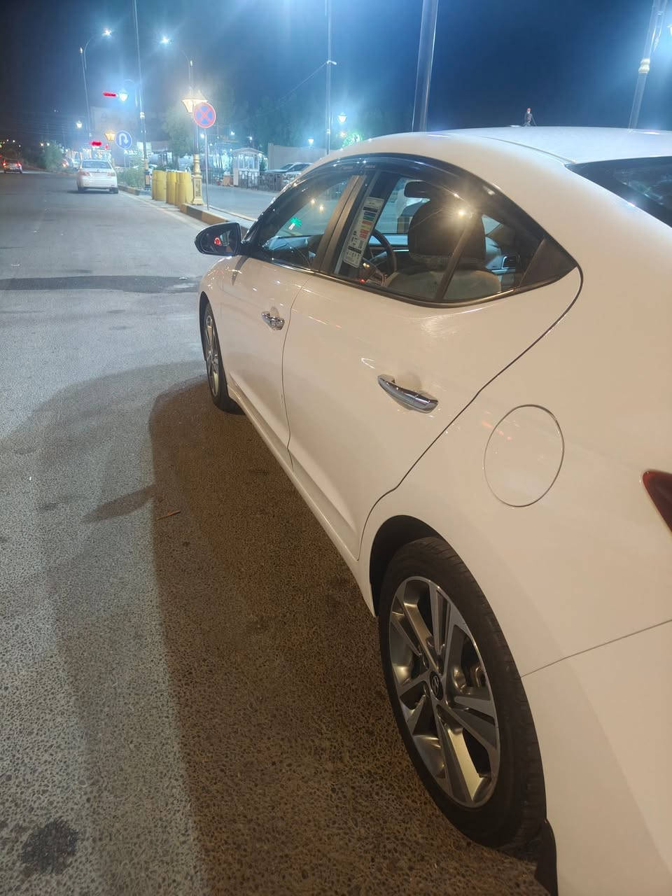 الانترا 19 سوبر فول 1/1 كفاله عامه فقط بارد اربع اصابع باب السائق بصمه ابواب بصمه تشغيل ترحيب عند الاقتراب أي بي اس حساسات تحويل مباشر عداد المسافه 105 حقيقي شرط الفحص استخدام شخصي السعر 150 المكان كربلاء  رقم الهاتف ***********
