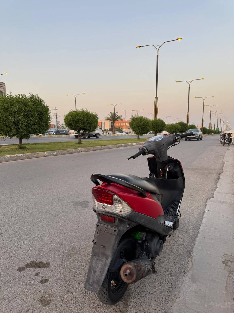 السلام عليكم
للبيع ماكس عدله 
بوشه 55 بلادي من تايوان 
دراجه كله شغاله 
دراجه بلاديه كله مملعوب بيه 
دراجه نصبه وحلوه 
 السعر 700 وبيه مجال
مكان الفلوجه 
هـ ***********
