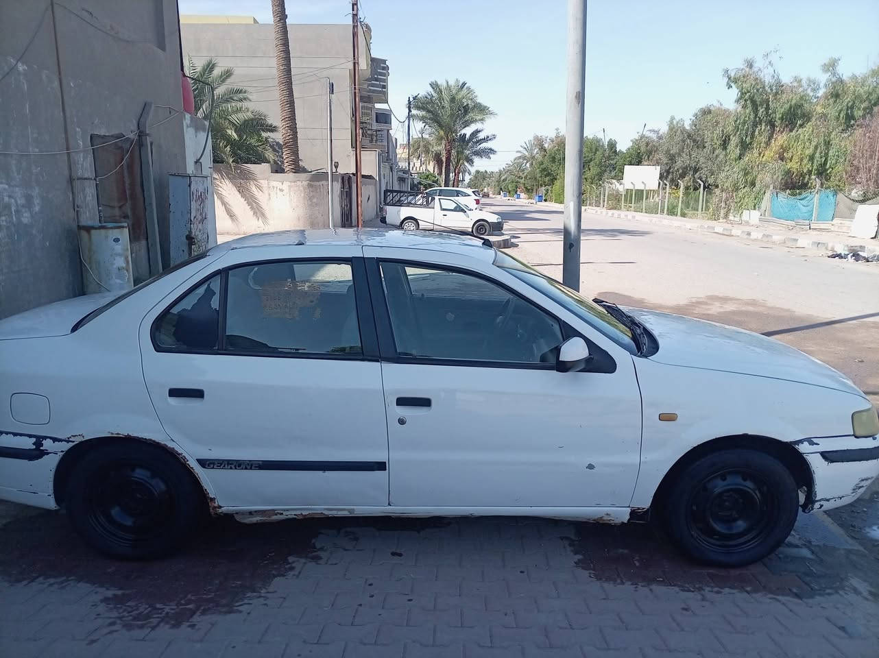 سلام عليكم سمند موديل 2010 مكفول بيه حالوب سعر ١٦بيهامجال *********** مكان السيارة الديوانيه
