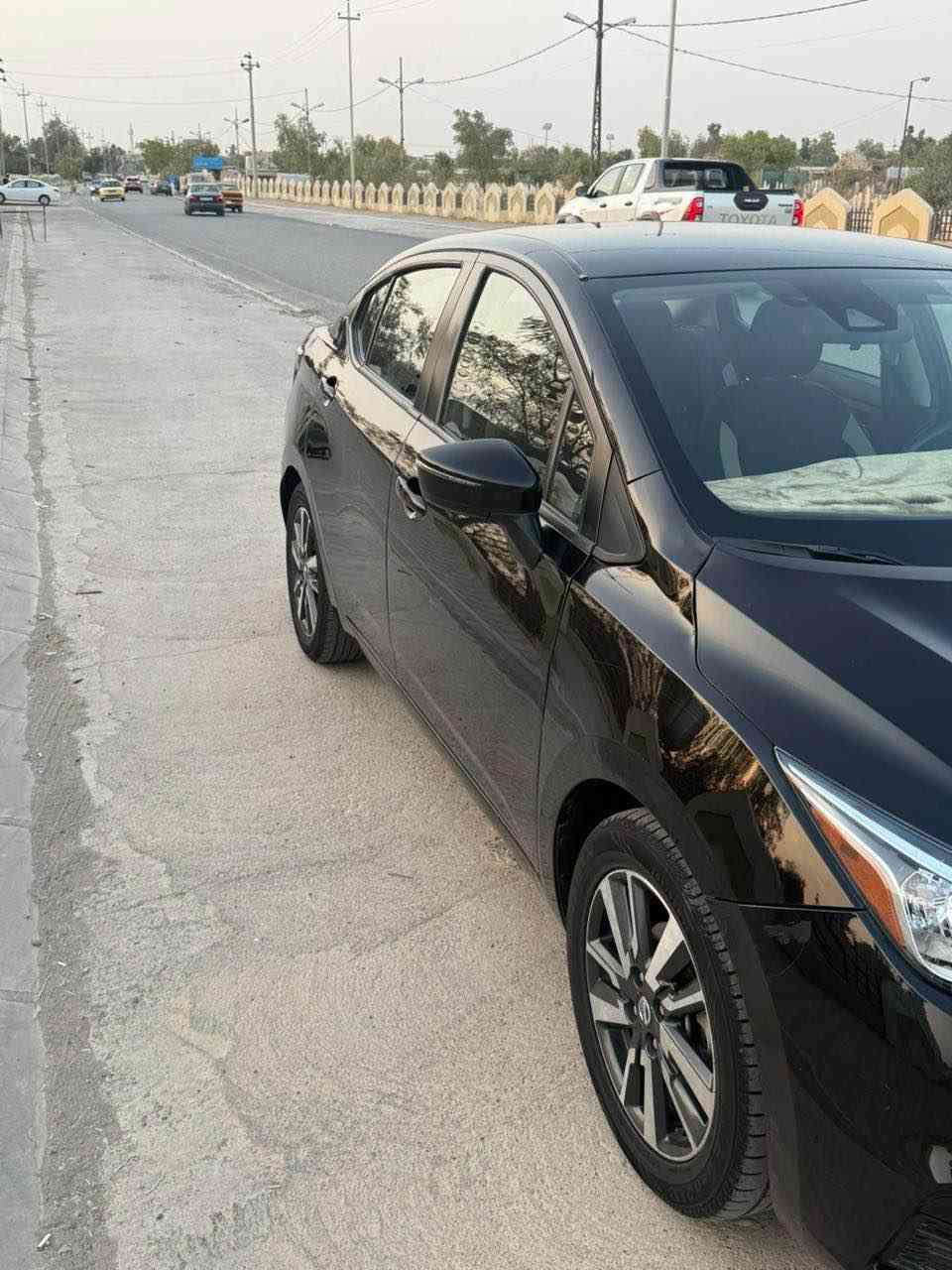 ﷽
السلام عليكم ورحمة الله

🚘 نيسان فيرسا 2021 – فئة SV

✨ المواصفات:
 • تشغيل بصمة
 • رادار أمامي / خلفي / جانبي
 • حساسات خلفية
 • نظام Auto Stop
 • تحكم ستيرن جهتين
 • داخل لونين
 • ويل كروم
 • وباقي مواصفات الـ SV المعروفة

📌 الملاحظات:
 • بونيد مبدل تجاري
 • الجامرلغ الأمامي مبدل بلاد
 • الجامرلغ الخلفي بخ تقريباً شبر  السيارة بدون دواخل
• رقم أربيل
 • سنوية جديدة
 • شرط التحويل

🚗 السيارة مرتبة وحلوة وجاهزة، بدون أي نواقص

📍 الموقع: كركوك
📞 ***********

الله يكتب نصيبها لصاحبها بغداد, العراق
