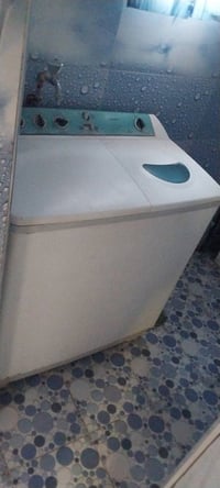 من رخصه الآدمن ض جدا نضيفه استعمال قليل للبيع للتواصل خاص اواتصال ٠٧٨١...