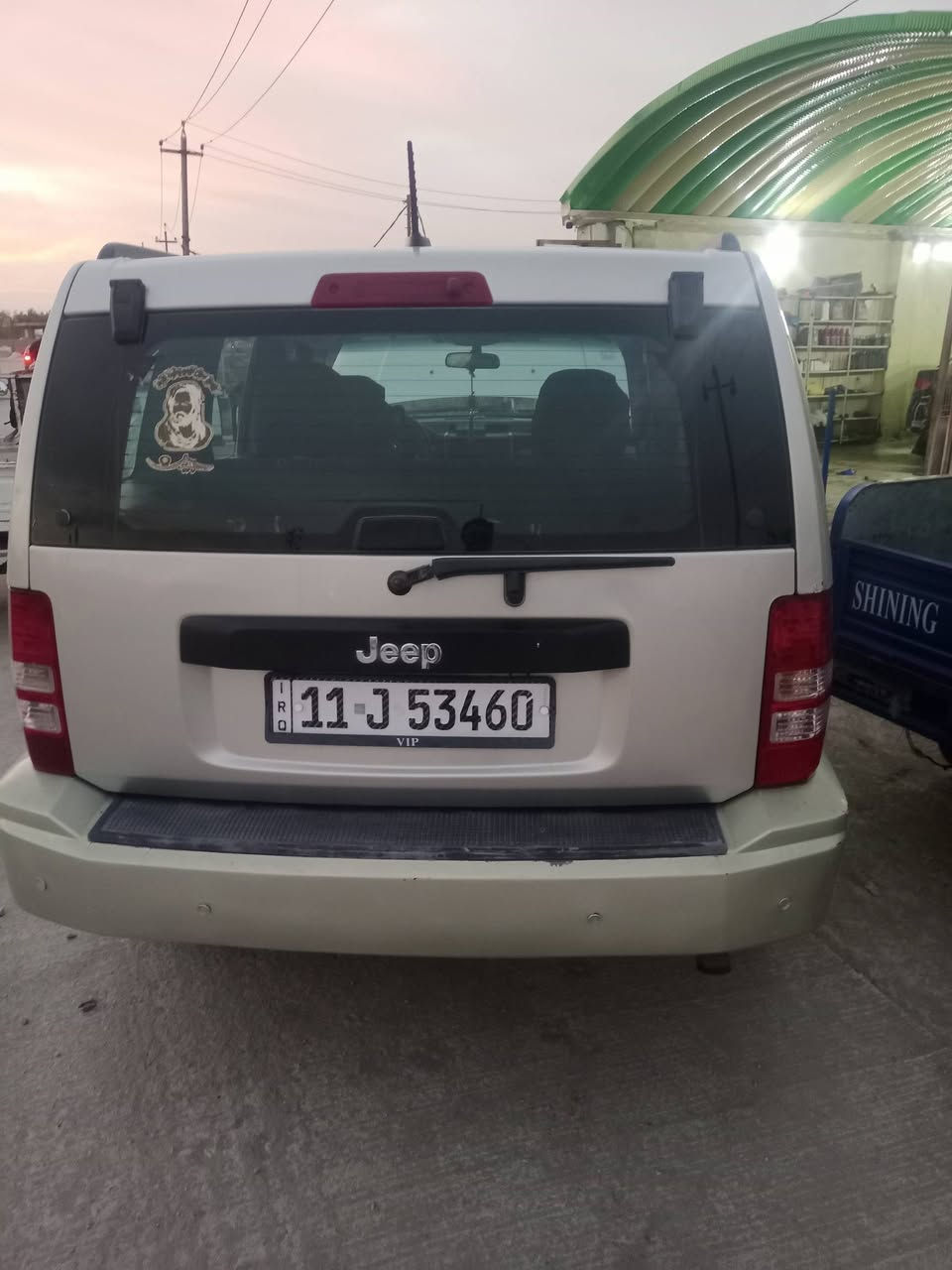 جيب ليبرتي 2009للبيع مكاني ناصريه رقم بغداد انكليزي بأسمي السعر 95 ***********
