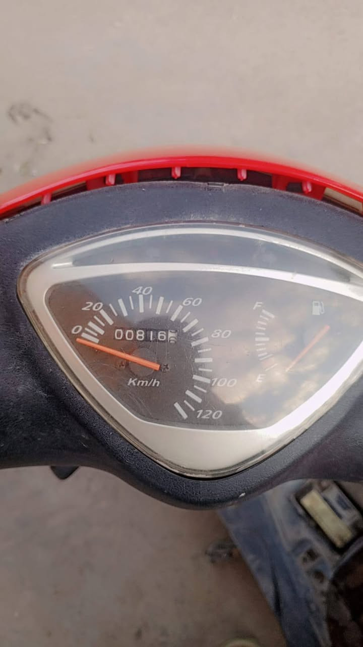 السلام عليكم ماكس عدله للبيع 
مال رمبه صارلها عندي 5اشهر السعر 400وبيها مجال قليل حك الجيه المكان سريدات قرب الشعب (***********) الاتصال على الواتساب ♥️
