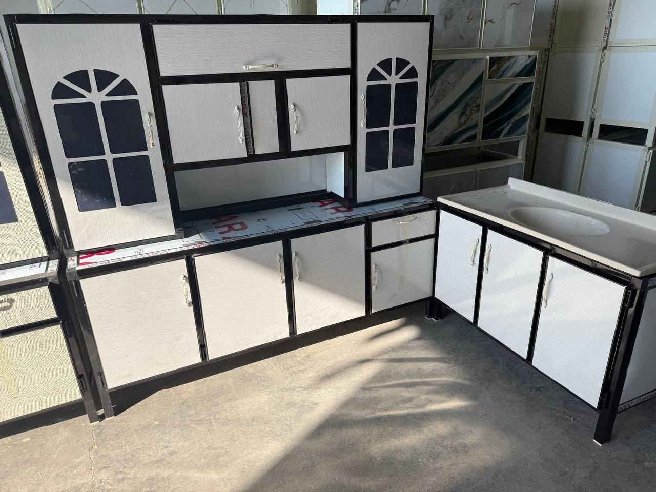 للبيع 
مترين مع سنك 
يتوفر توصيل محافظات


**إذا كنت صاحب هذا الإعلان وتريد حذفه لأي سبب، رجاءا أرسل رسالة إلى الدعم الفني**