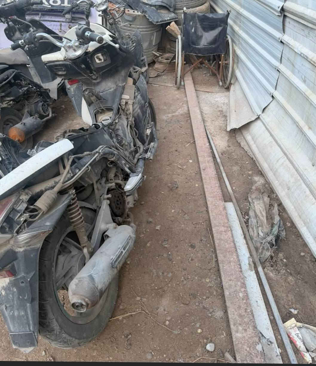 جيل اول عدد ٢ كوم حديد نقص عقولة وصالنصات الاتصال ***********
