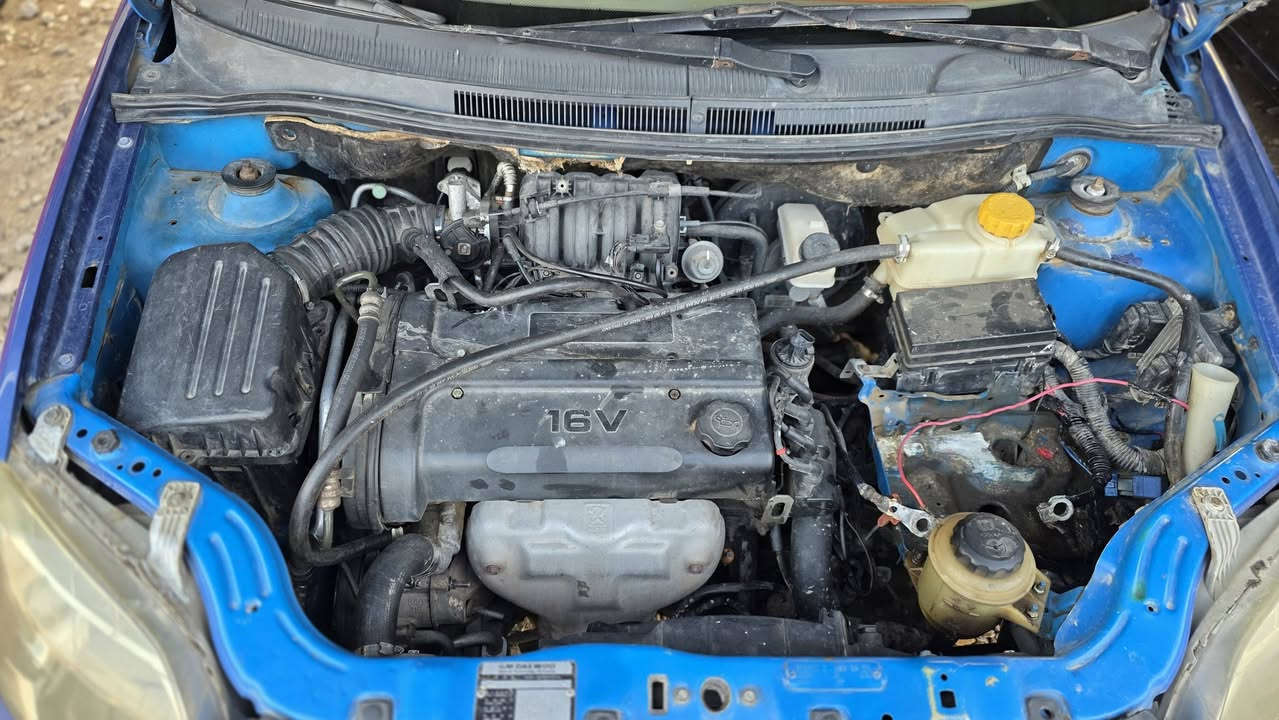 ﷽
للبيع 
افيو.خليجي  موديل 2007
 رقم بابل مشروع وطني بيه مكانت صبغ  مكينه وكير اوتماتيك تبريد شغال. حداديه تخم تاير سياره كامله على اخر حبايه.  
السعر. 58وبيه مجال 
مكان بابل المسيب. 
***********
