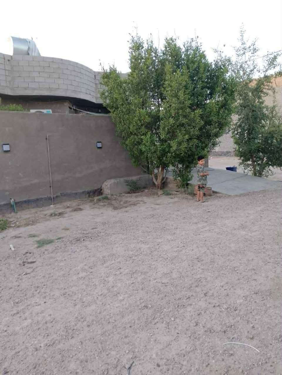 السته كيلو مجاور المدينه المميزه  طابق واحد مساحه ٢٤٠
غرفتين وصاله واستقبال
داخل كامل بناء حجر
ارضيه بورسلين
صحيات داخل خارج
حديقه كراج
ارتفاع السقف 335
السعر ١٣٠ مليون
عرض الشارع ١٠


**إذا كنت صاحب هذا الإعلان وتريد حذفه لأي سبب، رجاءا أرسل رسالة إلى الدعم الفني**