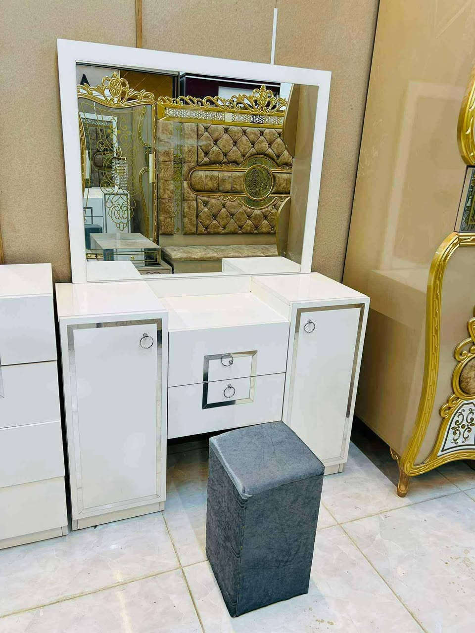 توفرت غرفة نضام حديث  9 قطع🌺
ابواب 🚪🚪
نضافة 95٪💯
السعر 850💖
شد ونقل داخل بغداد مجاني محافظات بكروة 🚛


**إذا كنت صاحب هذا الإعلان وتريد حذفه لأي سبب، رجاءا أرسل رسالة إلى الدعم الفني**