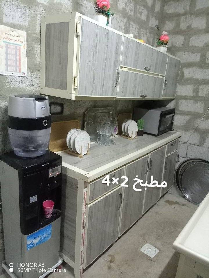 السلام عليكم يوجد بيت للبيع مساحه 100 متر واجهة 5 النزل20 زراعي مقابل معمل الغاز حي صدام 
كارت تمليك من البلاديه السعر 30 مليون وبي مجال 
هاتف *********** وتساب
