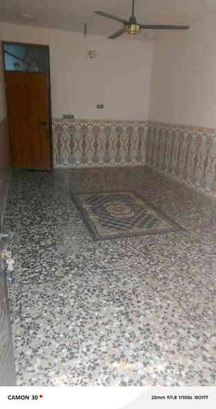 يالله سلام عليكم دار للبيع بغداد المدائن قرب تقاطع حساني بستان الكراغول قرب من مرقد سلمان المحمدي ع طابو زراعي على ٢٥ الدار بناء حديث مساحه الدار ١٣٠ متر يتكون الدار من غرفة نوم وصاله استقبال مطبخ صحيات داخلية خارجيه وكراج سياره السعر ٦٥ وبي مجال بصيط للاستفسار الاتصال على الارقام *********** أو *********** وات ساب علماً خدمات كامله تبليط كهرباء ماء
