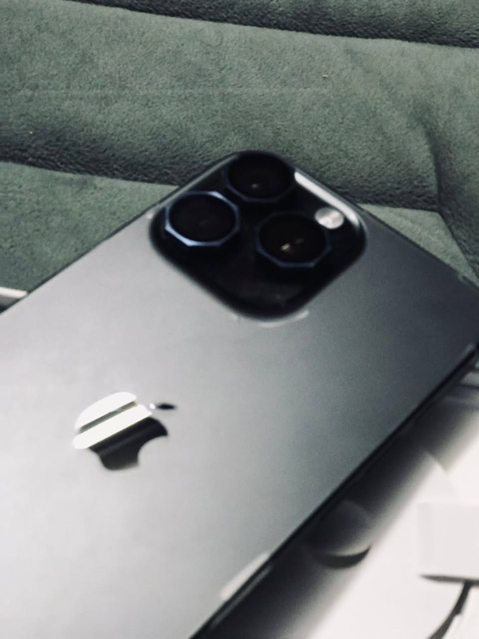 Iphone 16 pro max
256 جيجا
88 بطاريه 
بدون ضريبه 
بيشغل خط وي Esim
معاه كل حاجتوا متاح كشف عليه في اي مكان 
متركبلوا اسكرين حمايا بالكامل 
للتواصل 
٠١٥٥٥٣٠٧٥٨١


**إذا كنت صاحب هذا الإعلان وتريد حذفه لأي سبب، رجاءا أرسل رسالة إلى الدعم الفني**