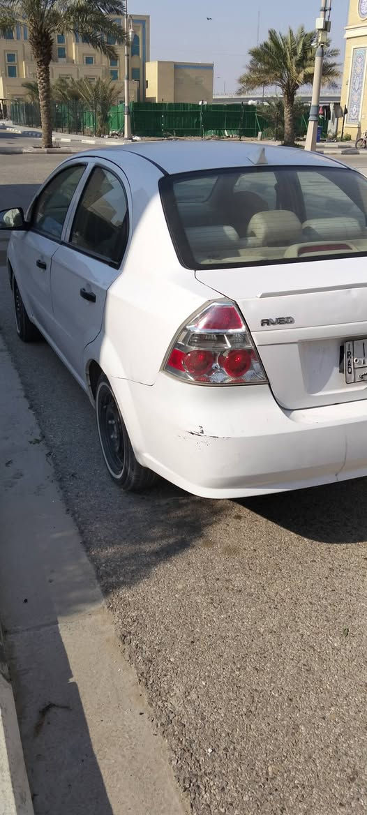 سلام عليكم افيو 2010 مفتوح خليجي كير عادي مكينه وكير جدد رقم واسط 
السعر 60 
***********
