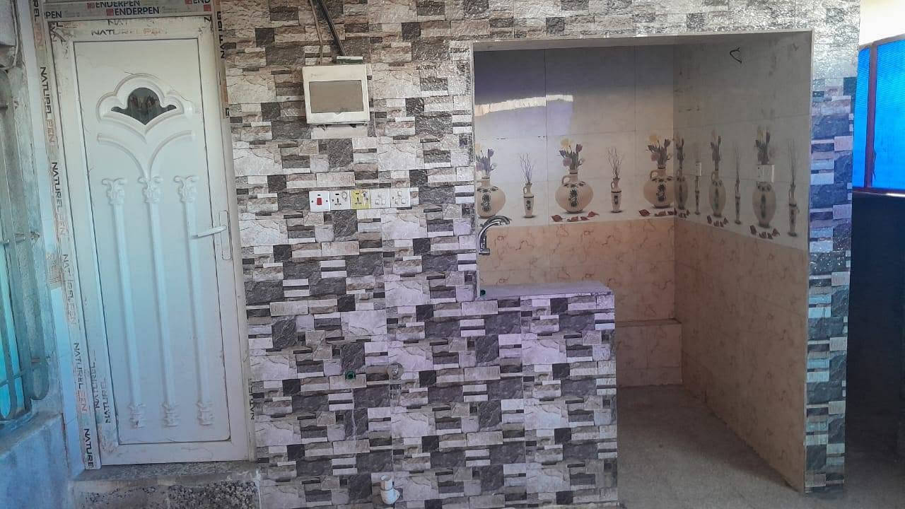 السلام عليكم
مشتمل طابق ثاني للايجار
متكون من صاله
وغرفه وحولي مساحه كبيره
وصحيات
ومطبخ وطارمه صغيره
مكان بغداد الحريه الدولعي محله ٤٣٦
قرب جامع العباس 
للاستفسار خاص او واتس
***********
