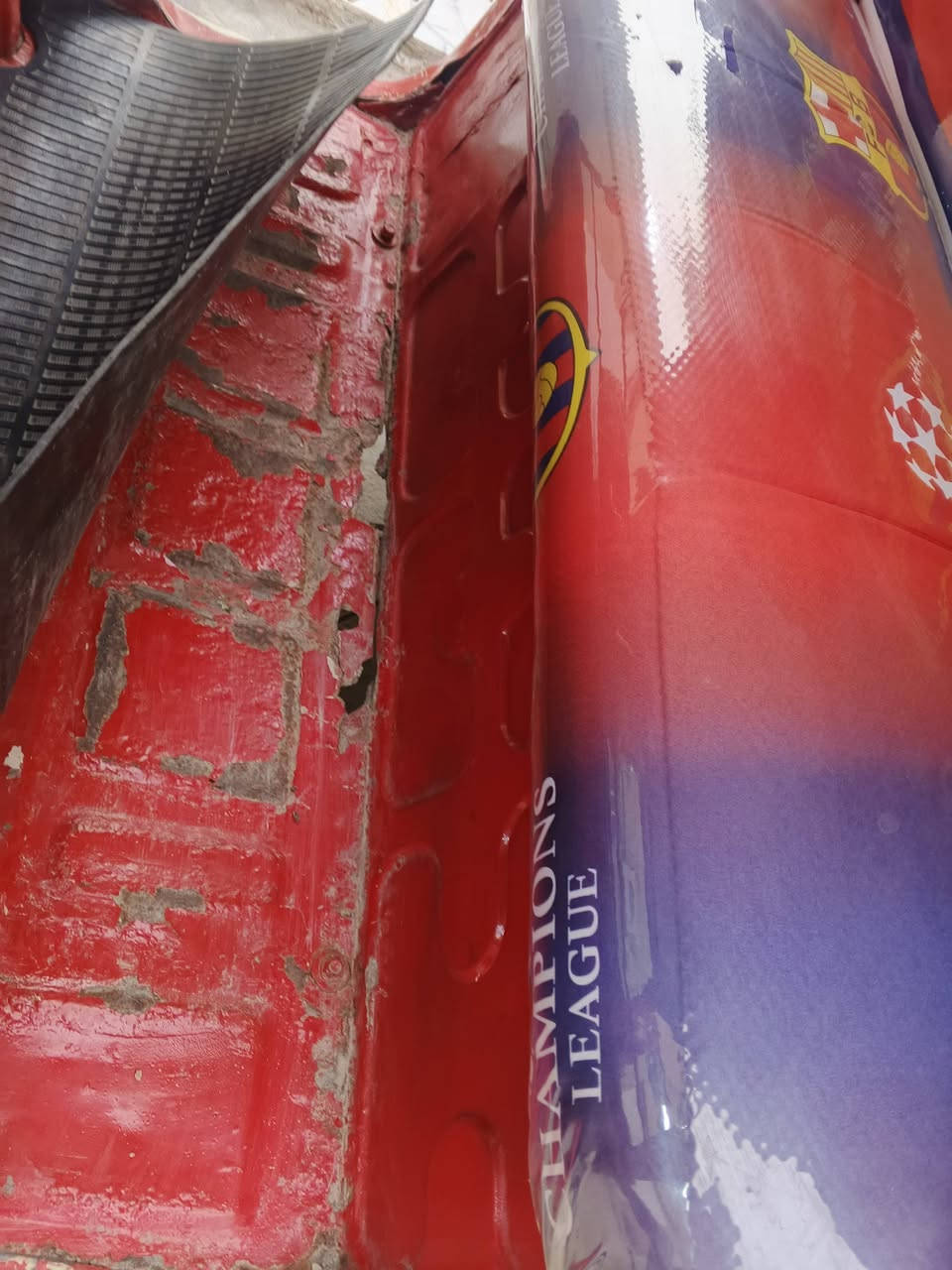 السلام عليكم تكتك موديل 17 عل 18 اوراق كشر نضيف بيه خياس قليل سعر  مليونين 600 وبيه مجال موجود خاص 
هاذه رقمي ***********
