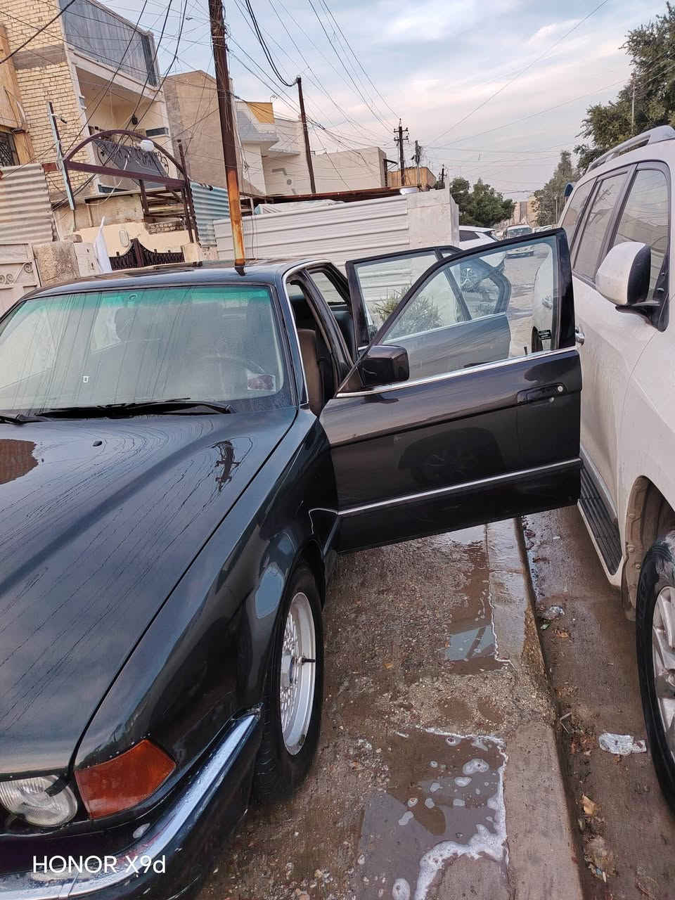 السلام عليكم 730 8سلندر موديل 93 بدون ضربه مكفوله كشنات جلد كهرباء سلايت شغال دبل جكمجه دبل ايرباك صدر جديد كير مكينه خير من الله تخم تاير بنكه كهرباء،، التبريد كمبريسر عاطل فقط،، بسمي مداور ثاني يوم سعر 70$ 
المكان بغداد ***********,,,,ملاحضه بيع فقط،،
