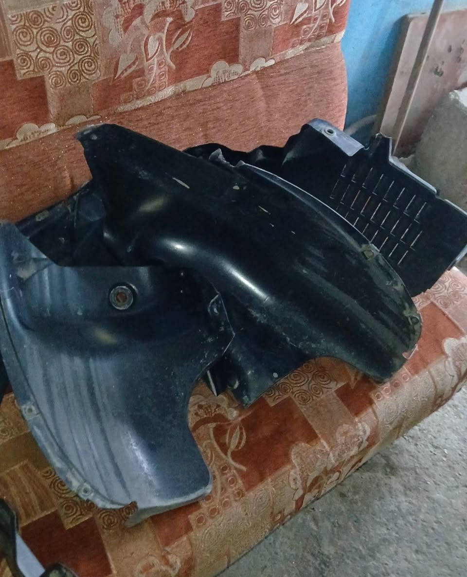 طفاريات وبطاين خلفيات وبطاين اماميات اكسن2011 دبدوب
رقم الهاتف 
***********
