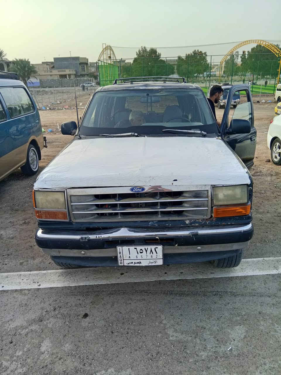 السلام عليكم سياره 94 فورد امريكي جير اوتوماتيك تعليق مكينه بلاديه كفاله كير او اكسل أو مكينه السعر 30او بيه مجال ***********
