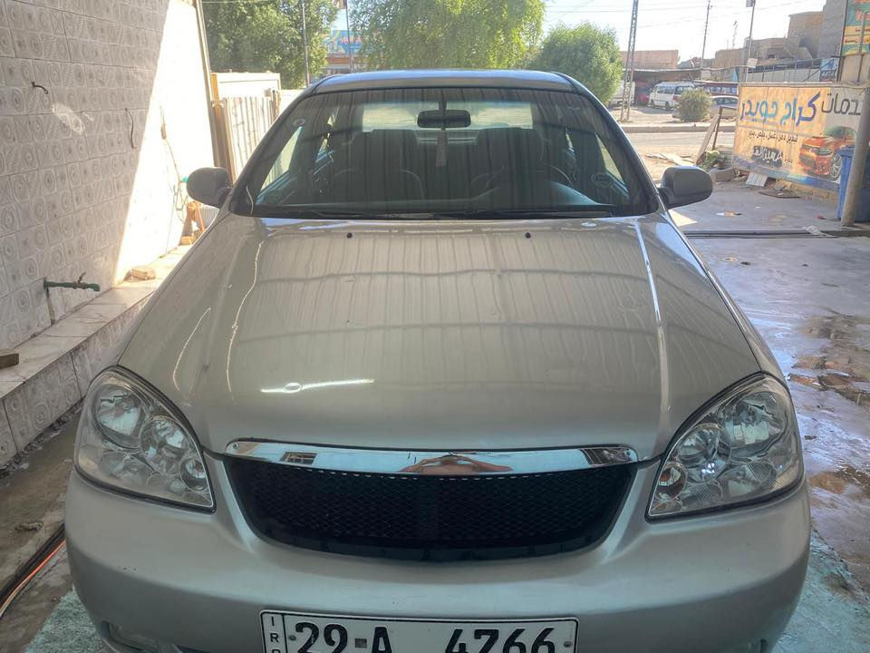 سلام عليكم دايو لاستي موديل2007 بسمي رقم واسط مميز دولي مشروع وطني سياره نضيفه بيه مكانات صبغ اثر جراد و خياسات بيه ضربه خفيفه بجاملغ الخلفي مصلحه سياره كير مكينه نضيفات تخم تاير جديد  مكاني بغداد سعر السيارة 62 و بيه مجال رقمي ***********
