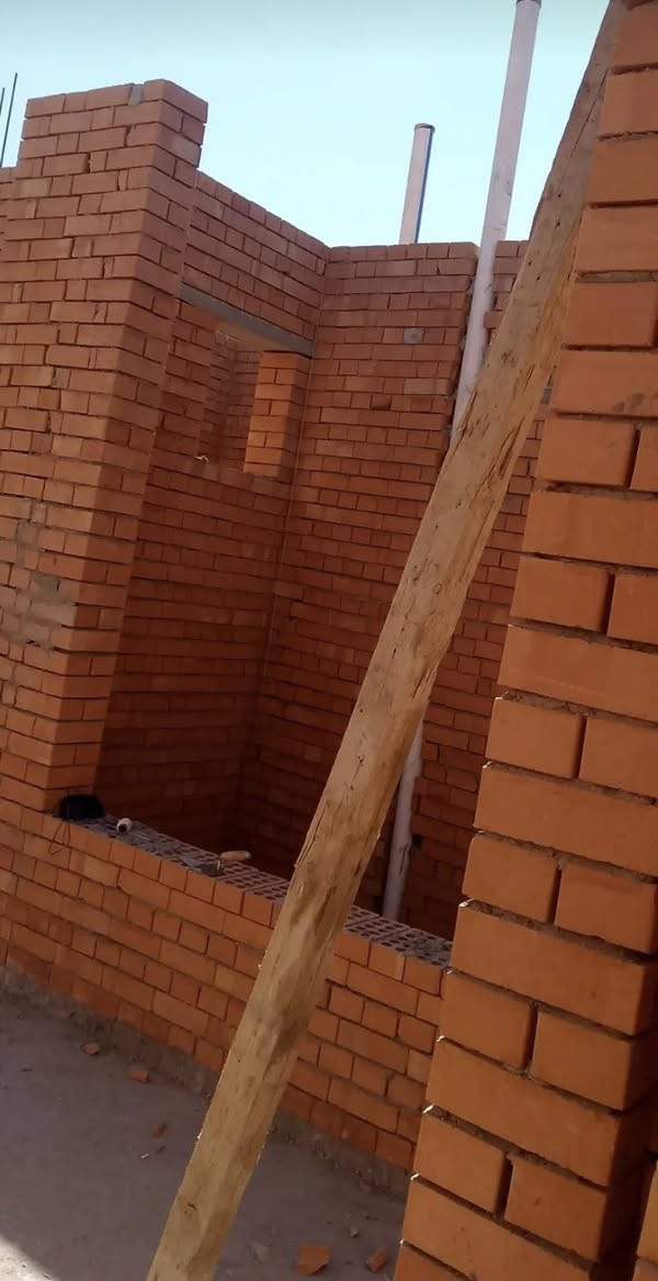 السلام عليكم خلفه بناء درجه اولى شغل نضيف التزام بالموعد مكاني بغداد متفرغ *********** واتساب
