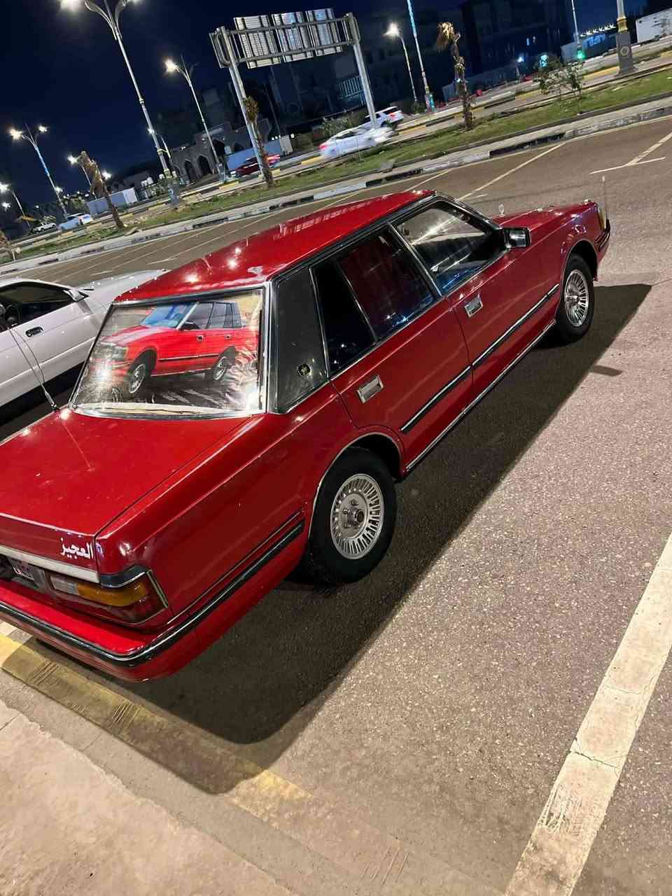 السلام عليكم سوبر موديل 1984 مكفوله كفاله عامه بيه صبغ بسيط فقط بذيول رقم صلاح الدين  دولي بأسمي سنويه ل 2028 مكينه وكير مكفولات ثنين ونص ففتي تبريد ثلج سنتر لوك منضومه زنون اصلي سياره خير من الله.. السعر 60 مكاني كربلاء.. شراي اتصل.. ***********
