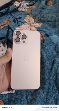 للبيع آيفون 13 برو ماكس(أمريكي) لون ذهبي مميز  مبدل شاشة أصلية  3 خيار...