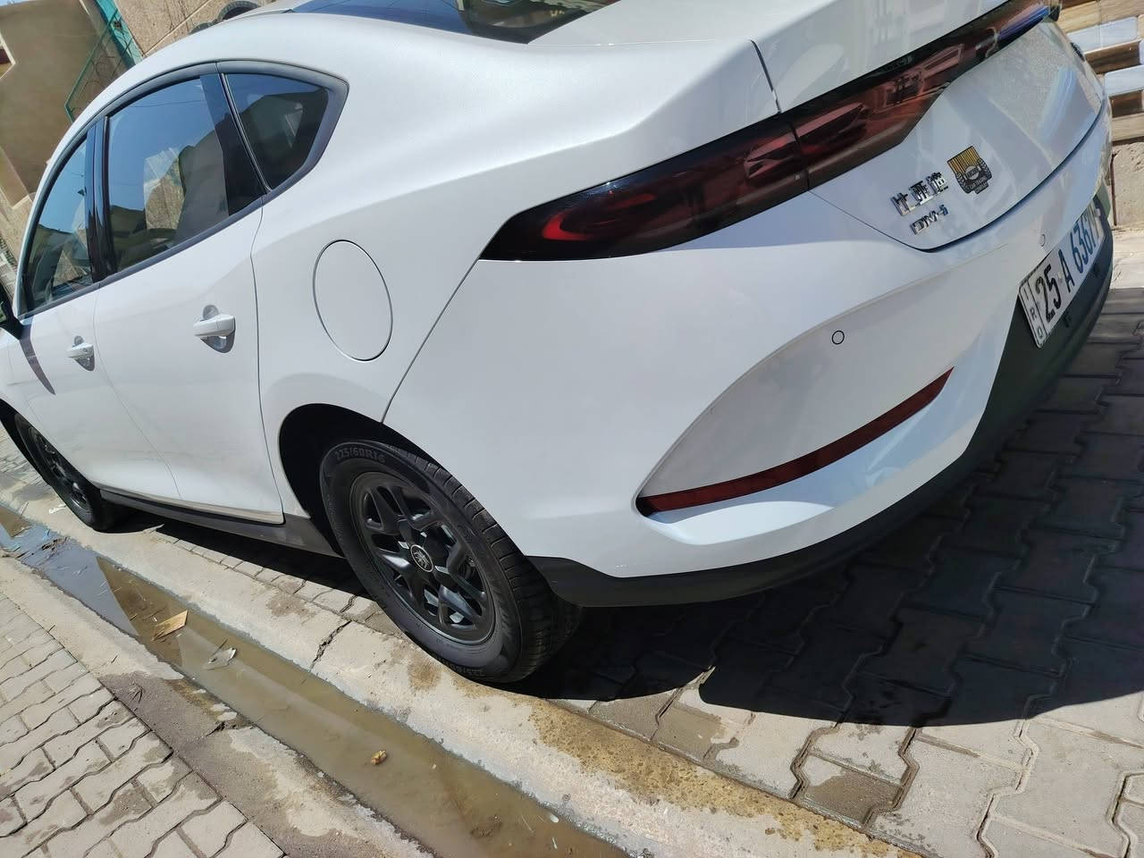 السلام عليكم كن بلاس 25 كفاله عامه مكاني بغداد رقمها كركوك انكليزي تتحول جميع المحافضات ماشيه 22 
داخل ابيض 
سعر 18300
***********
