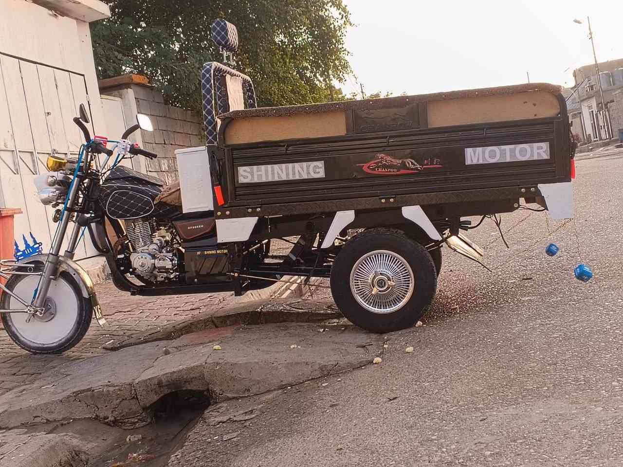 سلام عليكم ستوته ام الطير للبيع مديل 22اوراق كامله ركبه وشاصي شرط كهربائيات كلها شغاله اي نقص مابيها مكاني سامره السعر مليون و 350وبيها مجال اللااستفسار اتصل ***********
