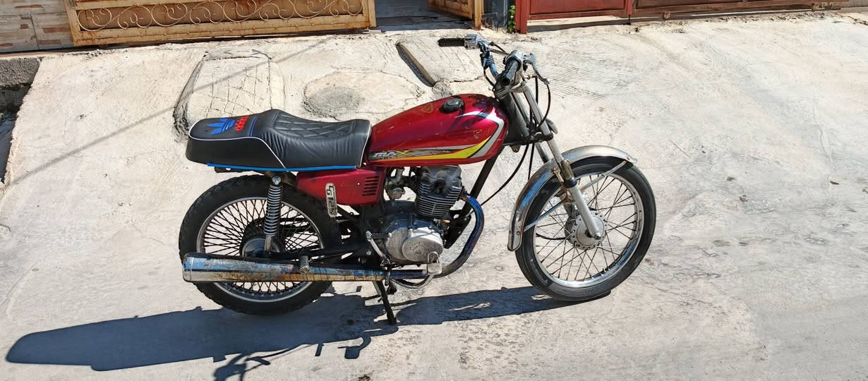 السلام عليكم
دراجه نامي موديل 2017
نضيفه صالنصه MKZفول صوت
محرك مفتوح الدراجه نضيفه كدام العين 
شراي راسلني خاص مكاني كركوك


**إذا كنت صاحب هذا الإعلان وتريد حذفه لأي سبب، رجاءا أرسل رسالة إلى الدعم الفني**