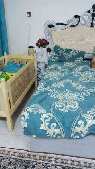 غرفة خشاب البيع ستعمل قليل كلش اقل شهر السعر 750 قفل شراي يتصل ***********
