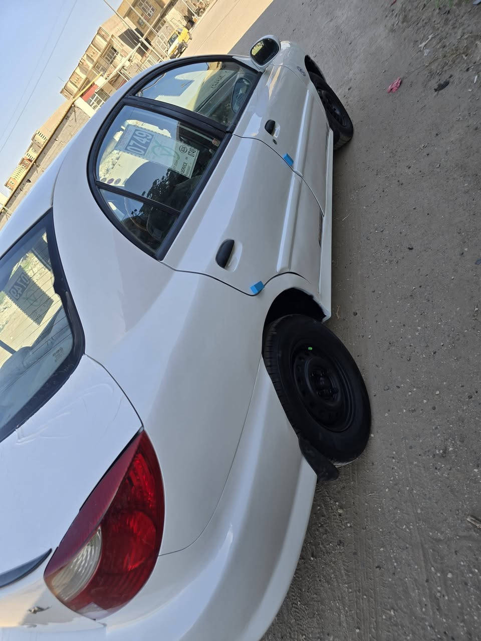 السلام عليكم 
كيا ريو موديل 2001
سياره جاهزه من كلشي 
تبريد تخم تاير حداديه  كير عادي 
رقم بابل مكان السياره بابل مشروع المسيب 
***********
واتساب ***********
السعر ٣٨ وبيه مجال
