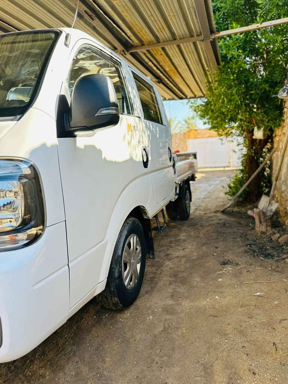 السلام عليكم  كيه دبل قماره موديل 22محرك 2700رقم قادسيه دولي بسمي السياره كفاله من كلشي مكينه كير حداديه تبريد تاير كله جديد سعرها ب158وبيه مجال للشراي مكان السياره بالسماوةللاستفسار ***********
