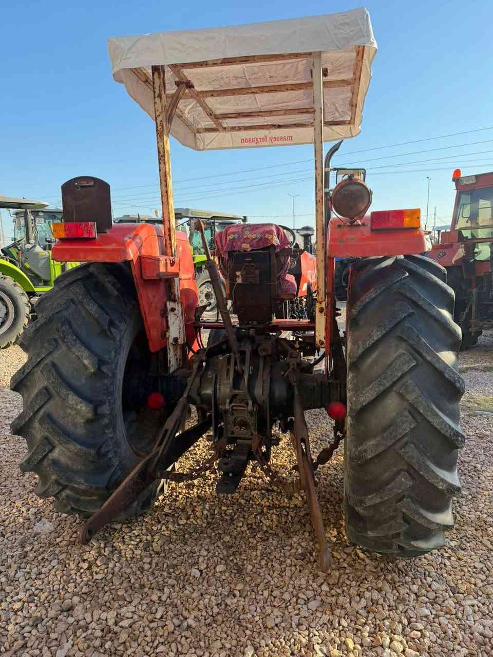 فوركسن تركي موديل ٢٠٠٠ شرط ما مفتوح بيه برغي جديه اي نقص مابيه .كتاب شركه طخم تايرات جدد
المكان / بابل الكفل 
للاستفسار / ***********/ ***********
