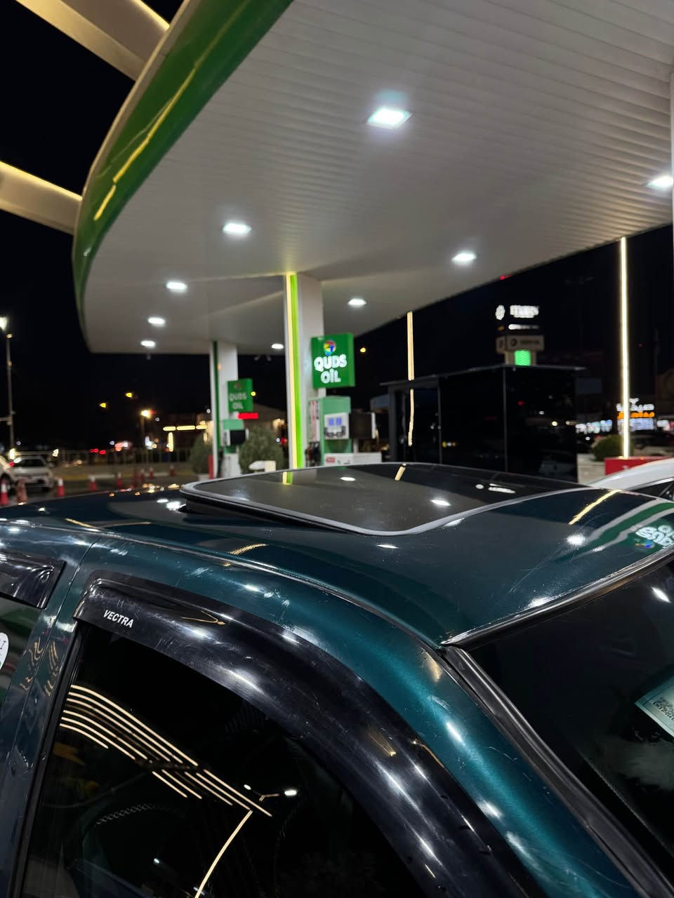 سلام عليكم 
اوبل فيكترا
 موديل 1995
رقم سليمانية دولي  
سنوية هزه براد جديد لحد 2030 
كير عادي حجم محرك 20 بشرط 
بدون ضرار بدون حادث بدون خياس بجم كبس 
فقط كليرر للجمالية  
سلايد جام كهربائي قفل مركزي 
السياره ABS باور 4 اطارات وباتري جديد
دبل ايرباك داخل نظيف  
صدر امامي و خلفي كله جديد كهربائي السياره كله شغال 
مابيه دينارر مصرف ترايك وين متريد 
شرط تحويل وكالة ثاني يوم 
رقم: *********** كركوك, العراق
