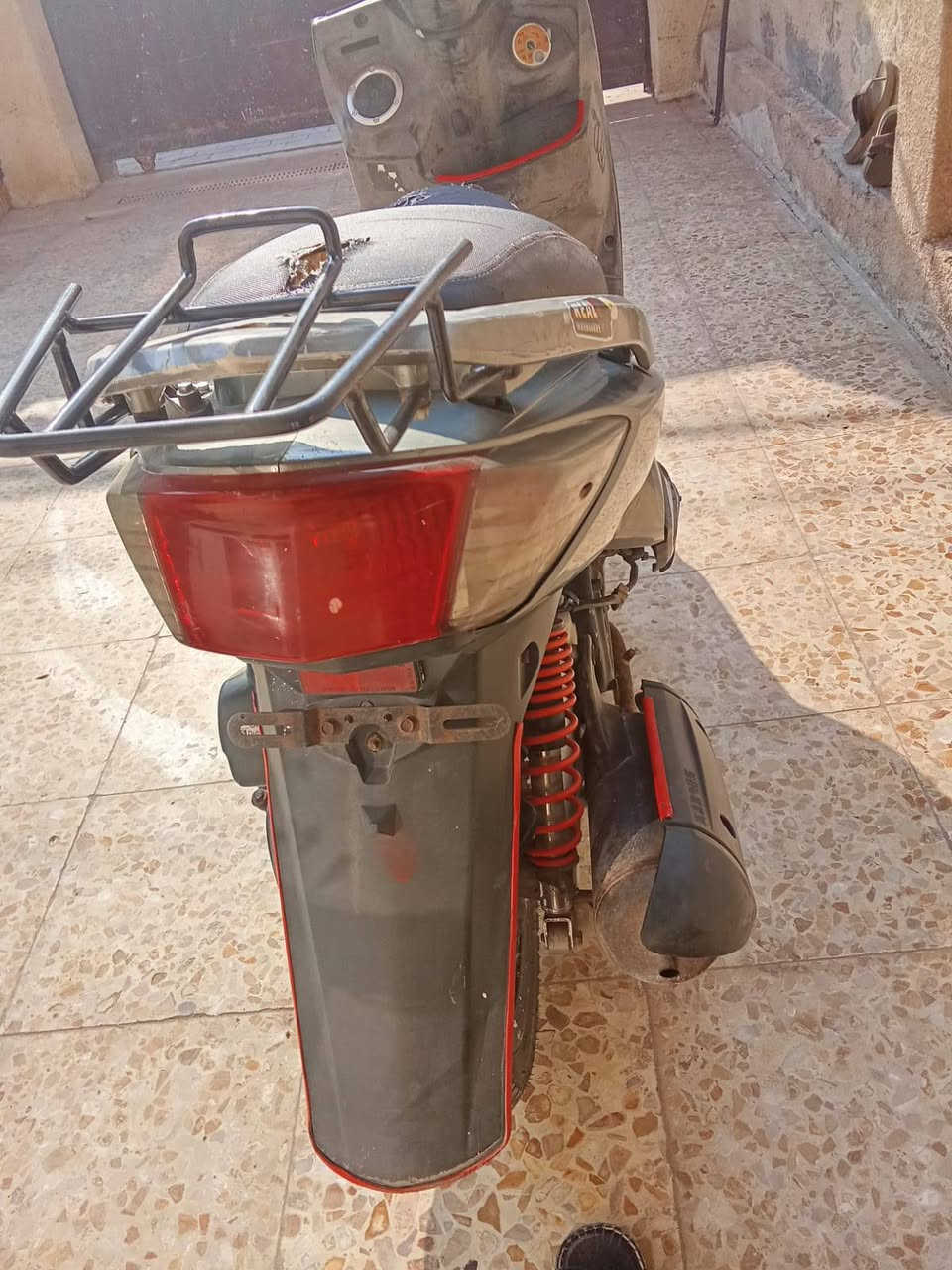 سلام عليكم سكنس فحل كابريتر كهربائيات كله شغاله الدراجه كلشي ما بيه جيب فيتر وفحص المكان الشعب حي البساتين السعر 400 وهاذه رقمي ***********
