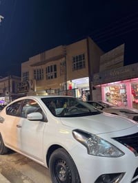 سني موديل 25 ماشيه 35سياره مكفوله بيها فقط بارد قليل جداً راقمي 077461...