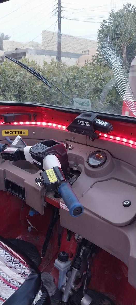 السلام عليكم تكتك للبيع موديل ١٧ اوراق تتقرم ١٨ تتكتك كامله مكمله على اخر حبايه منيدك للشارع ربع ماتصرف عليه السعر ٣٨٠٠ رقم الهاتف *********** المكان بغداد المعامل منطقه السعاده
