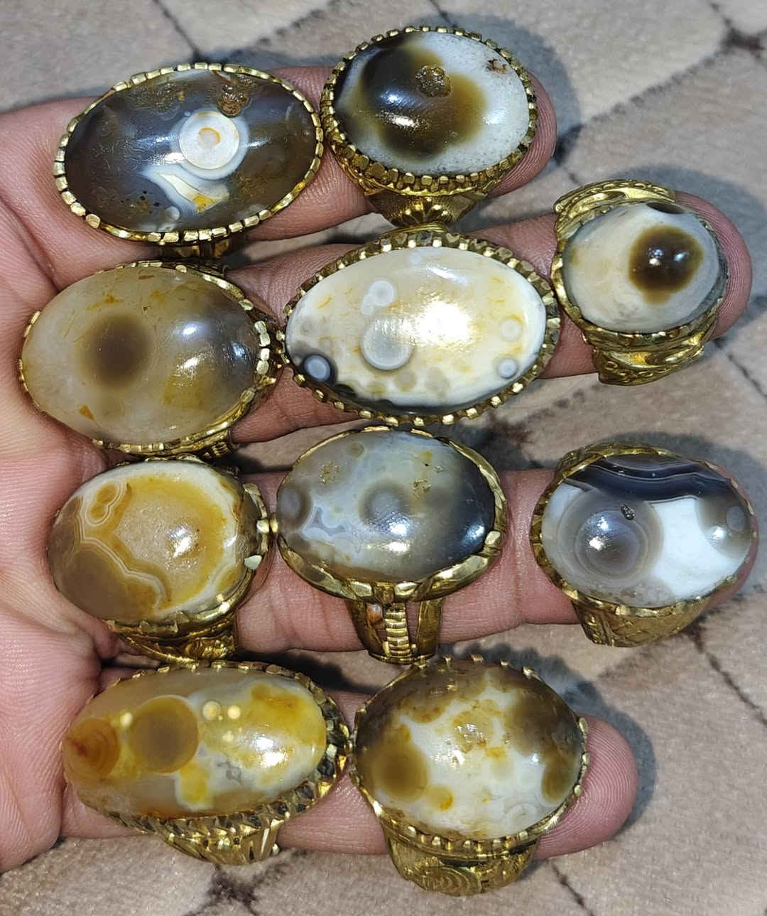 71 محبس نحاس احجار سليماني و داودي خامات كلش حلوه جمله فقط أهل مزادات و الناس على باب الله اكرر جمله فقط سعرهن على الخاص يوجد توصيل كافة المحافظات عنواني بغداد واي استفسار مراسلتي على الخاص


**إذا كنت صاحب هذا الإعلان وتريد حذفه لأي سبب، رجاءا أرسل رسالة إلى الدعم الفني**