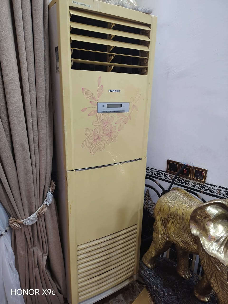 سبلت البيع ٣ طن  سبلت شغال
***********
