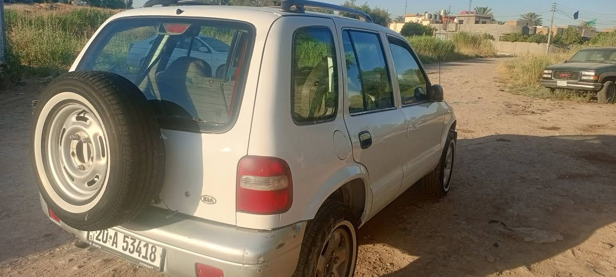 كيا للبيع موديل 2000 كير محرك ياباني تبريد شغال سنويه جديده 
55 بي مجال خانقين 
***********

